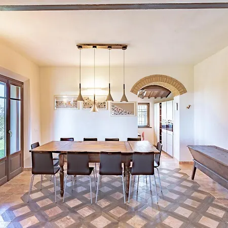 Villa Santa Luce فيلة *