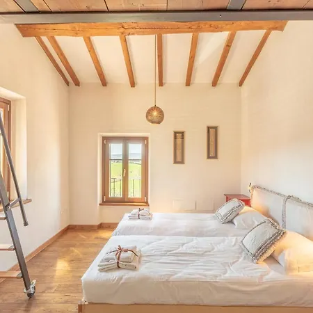 Villa Santa Luce سانتا لوتشي