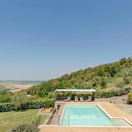 Villa Santa Luce