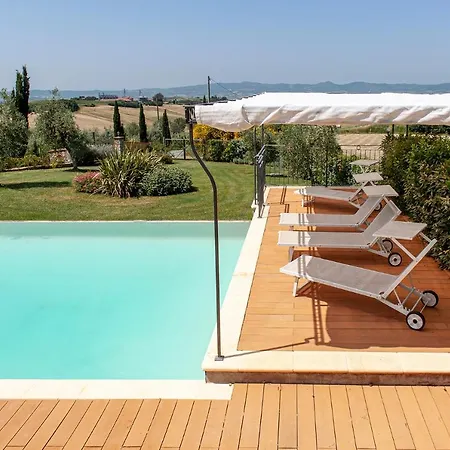 Villa Santa Luce